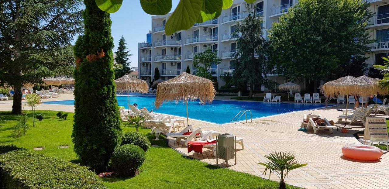 Apartment With Green Terrace Бургас Экстерьер фото